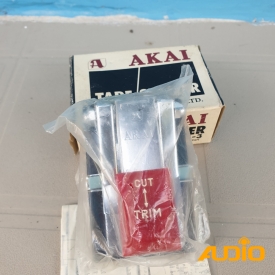 Cắt băng Akai