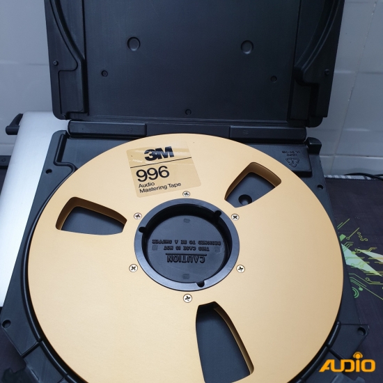 CAUTION -  996 AUDIO MASTERING TAPE
